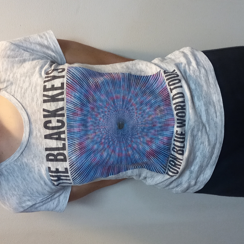 ~$5 add on~ The Black Keys Turn Blue World Tour women's small t shirt